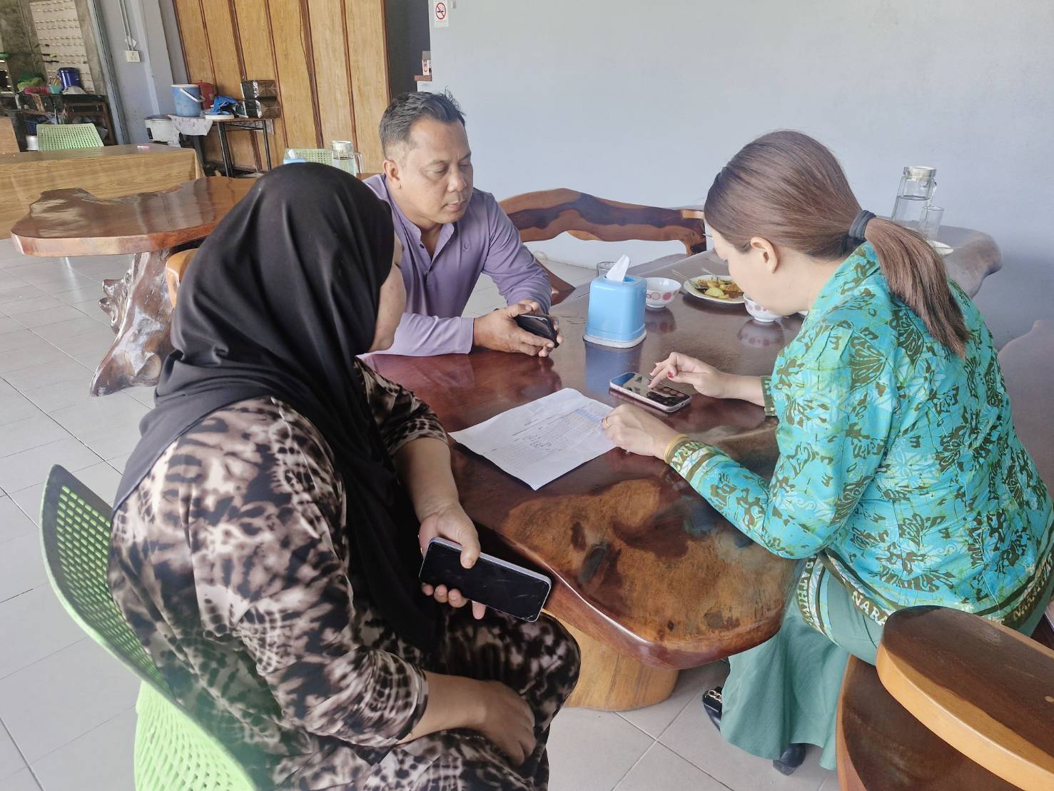 สำนักงานพัฒนาชุมชนอำเภอรือเสาะ​ ลงพื้นที่ติดตามการดำเนินงานกองทุนพัฒนา​บทบาท​สตรี​